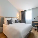 Otel Grand Voile - Christopher Coutanceau *