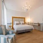 Grand Voile - Christopher Coutanceau Otel