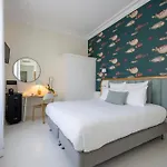 Otel Grand Voile - Christopher Coutanceau *