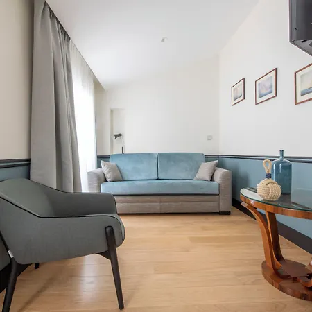 Hotel Grand Voile - Christopher Coutanceau *