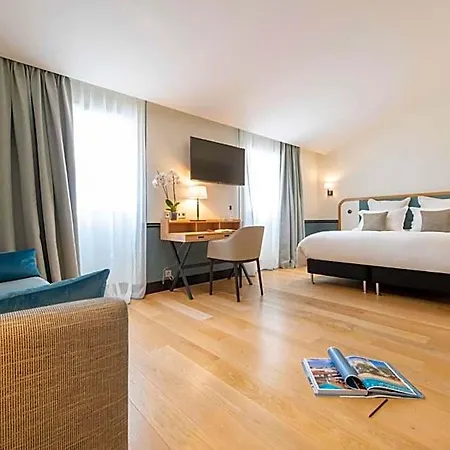 Hotel Grand Voile - Christopher Coutanceau *