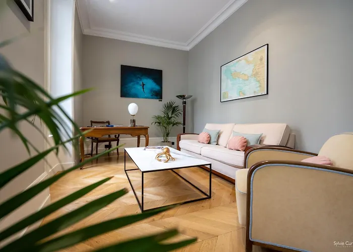 Grand Voile - Christopher Coutanceau *