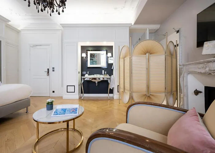 Grand Voile - Christopher Coutanceau Hotel *